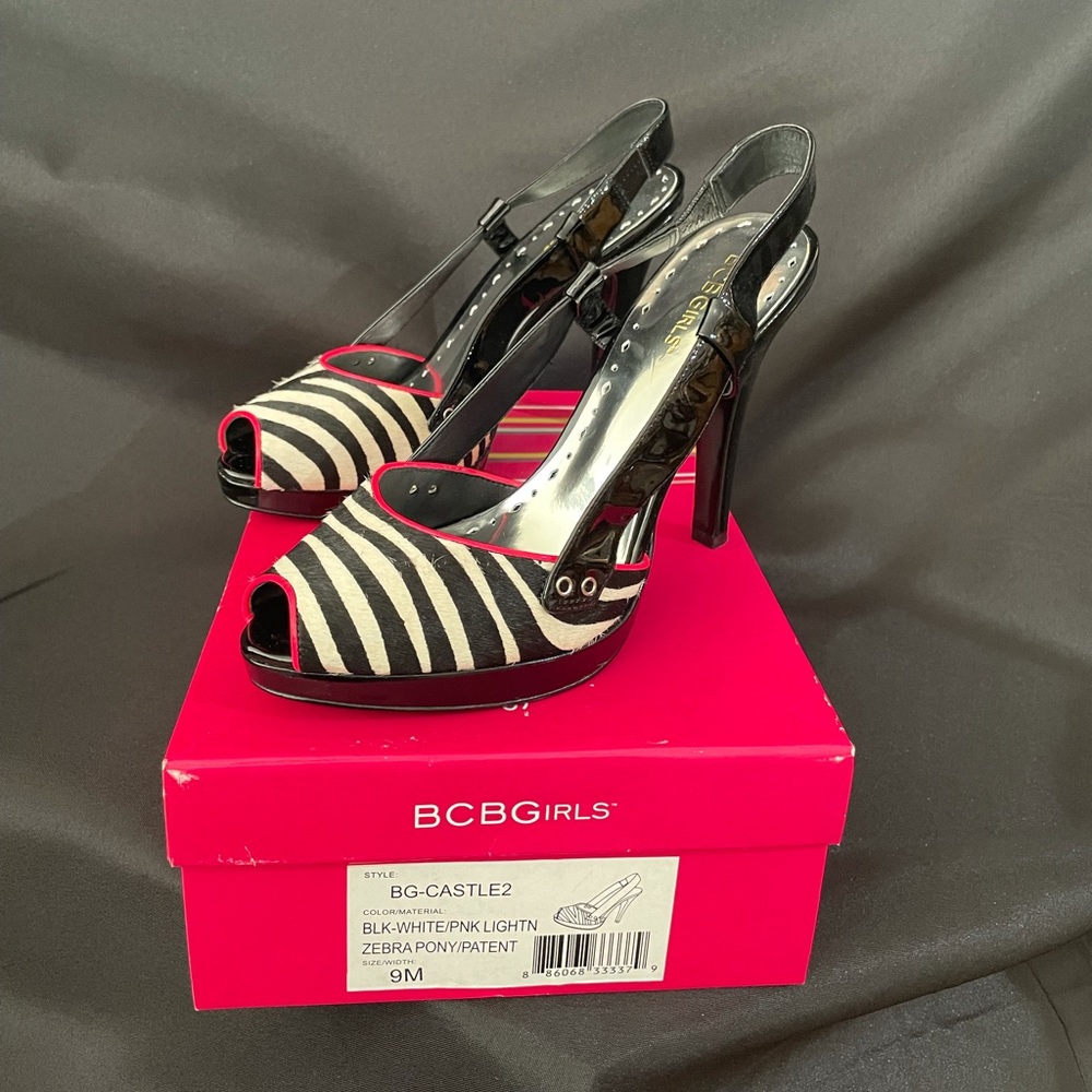 BCBGirls Blk-White/Pnk Lightn Zebra Pony/Patent- L